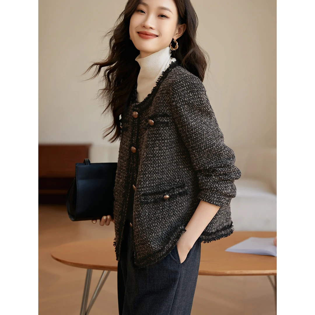 沫晗依美2023冬新时髦轻奢粗纺双色重工拉毛夹棉小香风绵羊毛外套