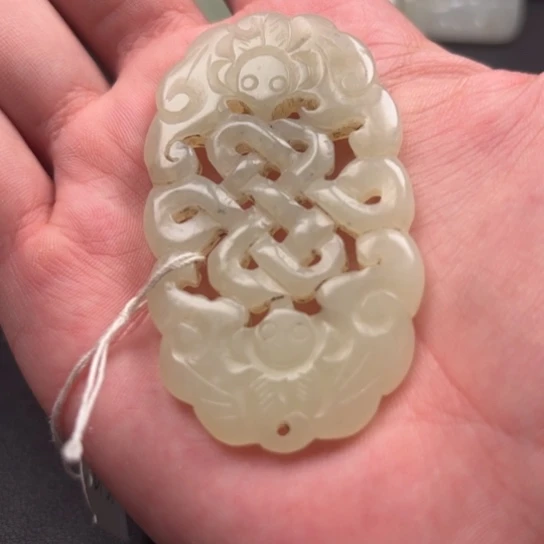 和田玉挂件未镶嵌罗**那