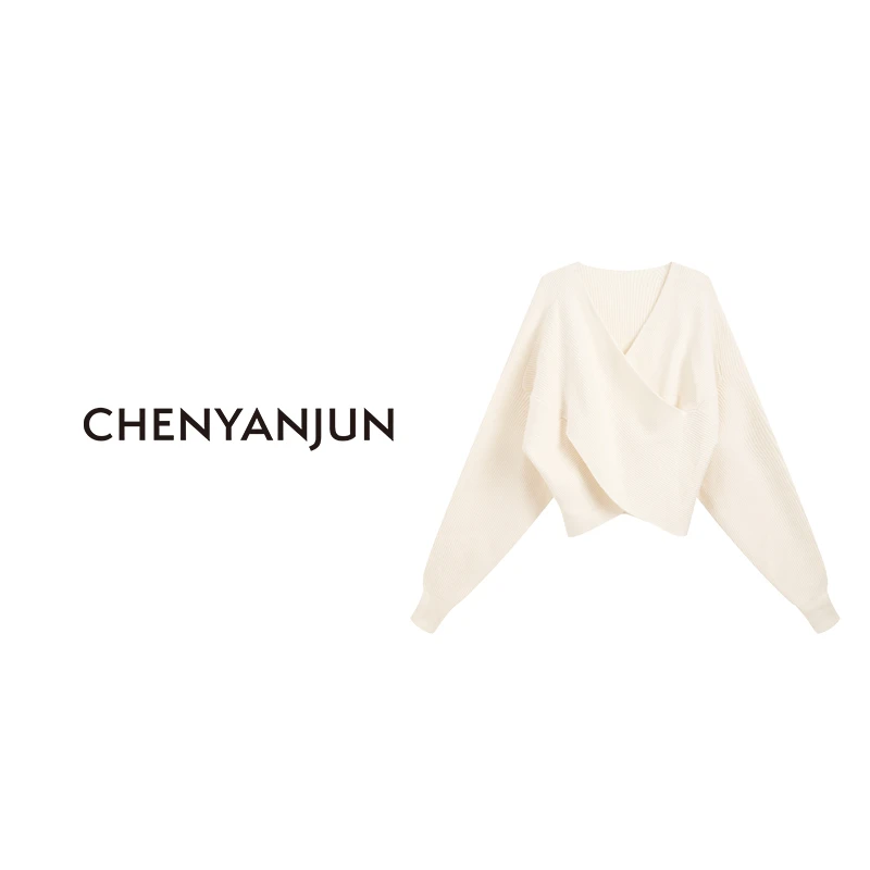 【大漂亮】CHENYANJUN陈妍君一字领设计感交叉针织衫CYJ-JJO13-02