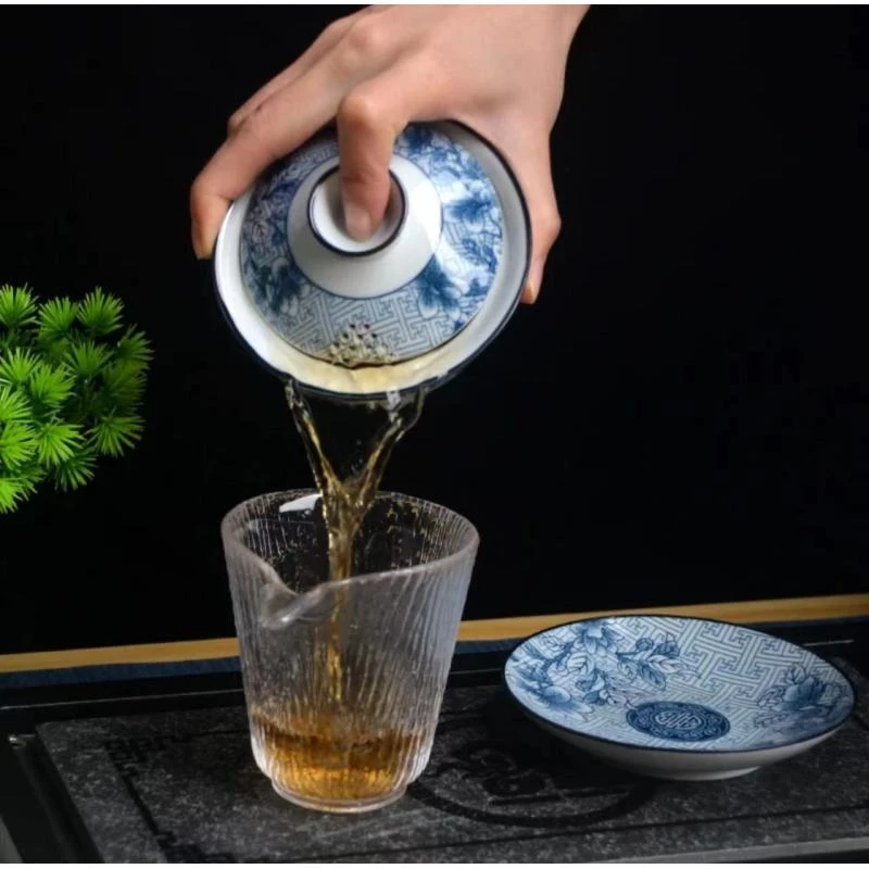 老陶泥青花陶瓷三才盖碗1906