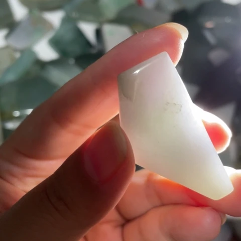 翡翠裸石翡翠玉料