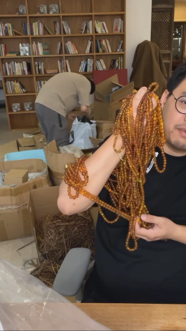 【闪购商品】琥珀裸石未镶嵌MG-27 多样性发货发其一