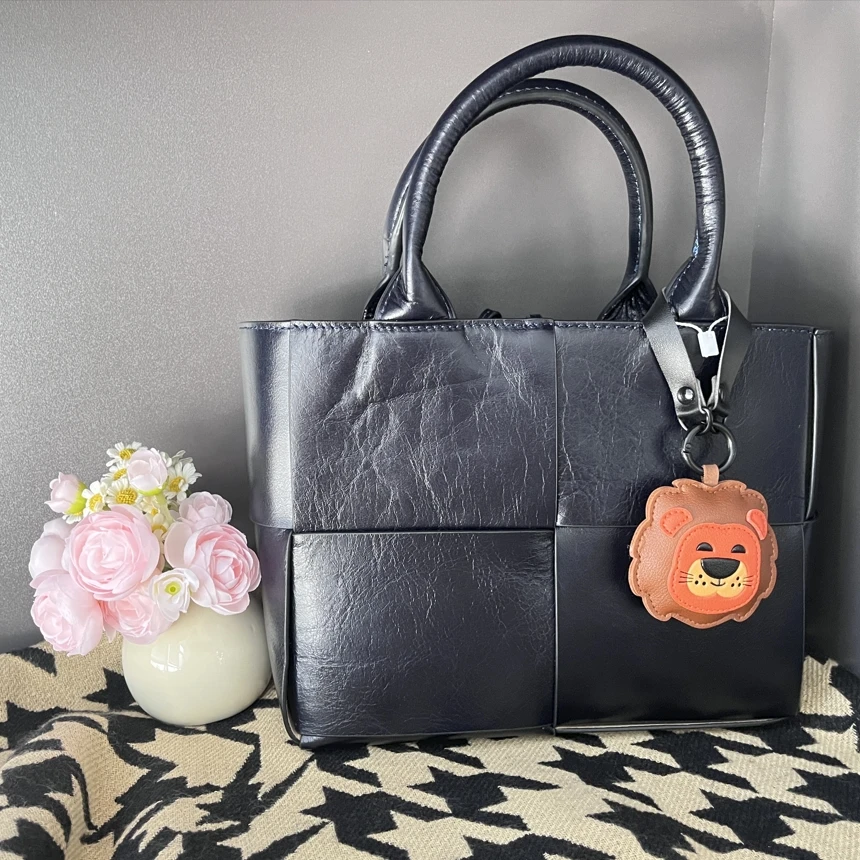 Y01 - Y150  时尚高定设计款手工真皮包包 平替好物