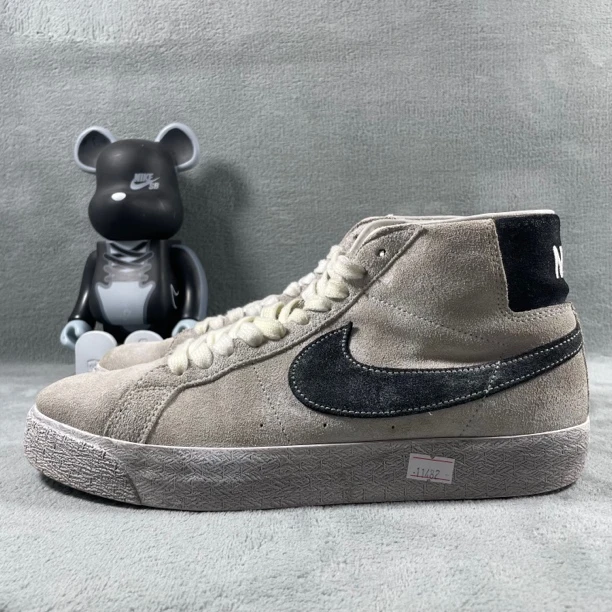 二手43码 Nike SB Blazer Zoom 休闲鞋 黑色 染色 无盒公价859