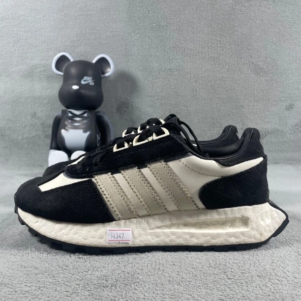 二手37码 adidas Originals Retropy跑鞋 黑 面泛白 无盒 公价859