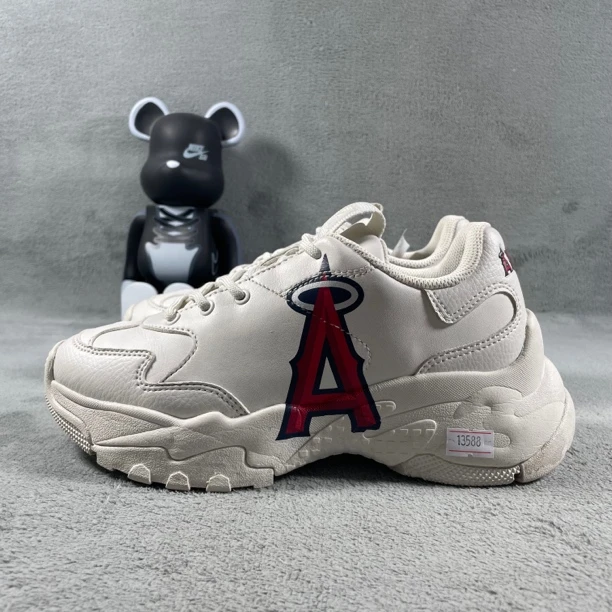 二手36.5码 MLB Bigball Chunky 增高鞋 白色 底剐蹭污渍 公价477