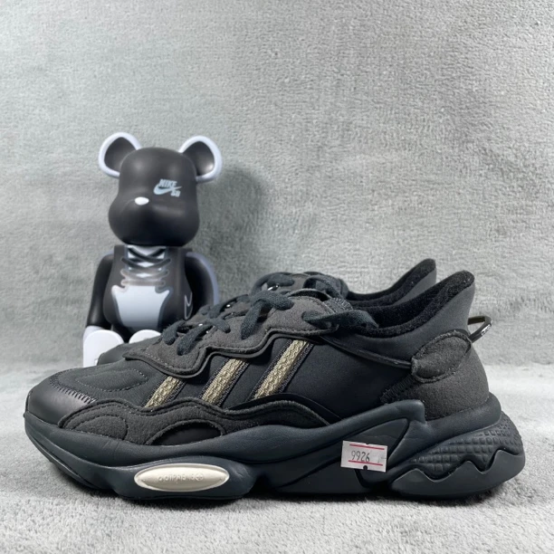 二手37码 adidas Originals 老爹鞋 黑 起球裂纹剐蹭 无盒公价559