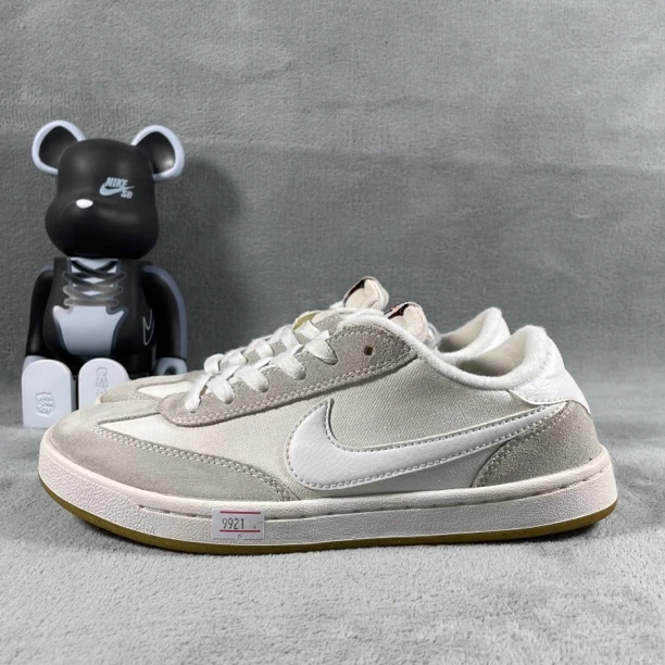 二手40码 Nike SB FC Standard 白灰 污渍黄渍泛白 无盒 公价409