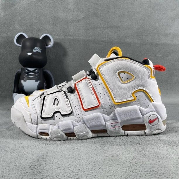 二手42.5码 Nike Air More 休闲鞋 白 污渍溢胶剐蹭 无盒公价1679