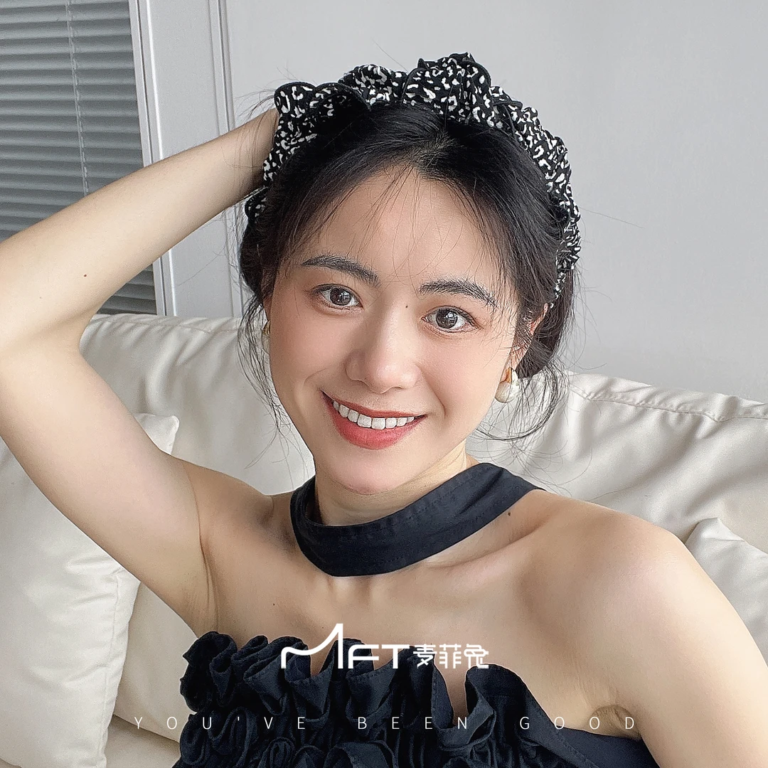 【波斯猫】秋冬新款宽边发箍复古碎花波点豹纹发饰23091614A
