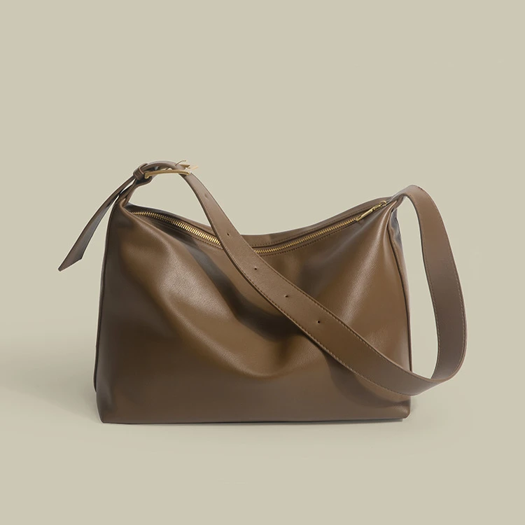 2025爆款女款大容量包包时尚休闲小众通勤百搭单肩斜挎女包托特包