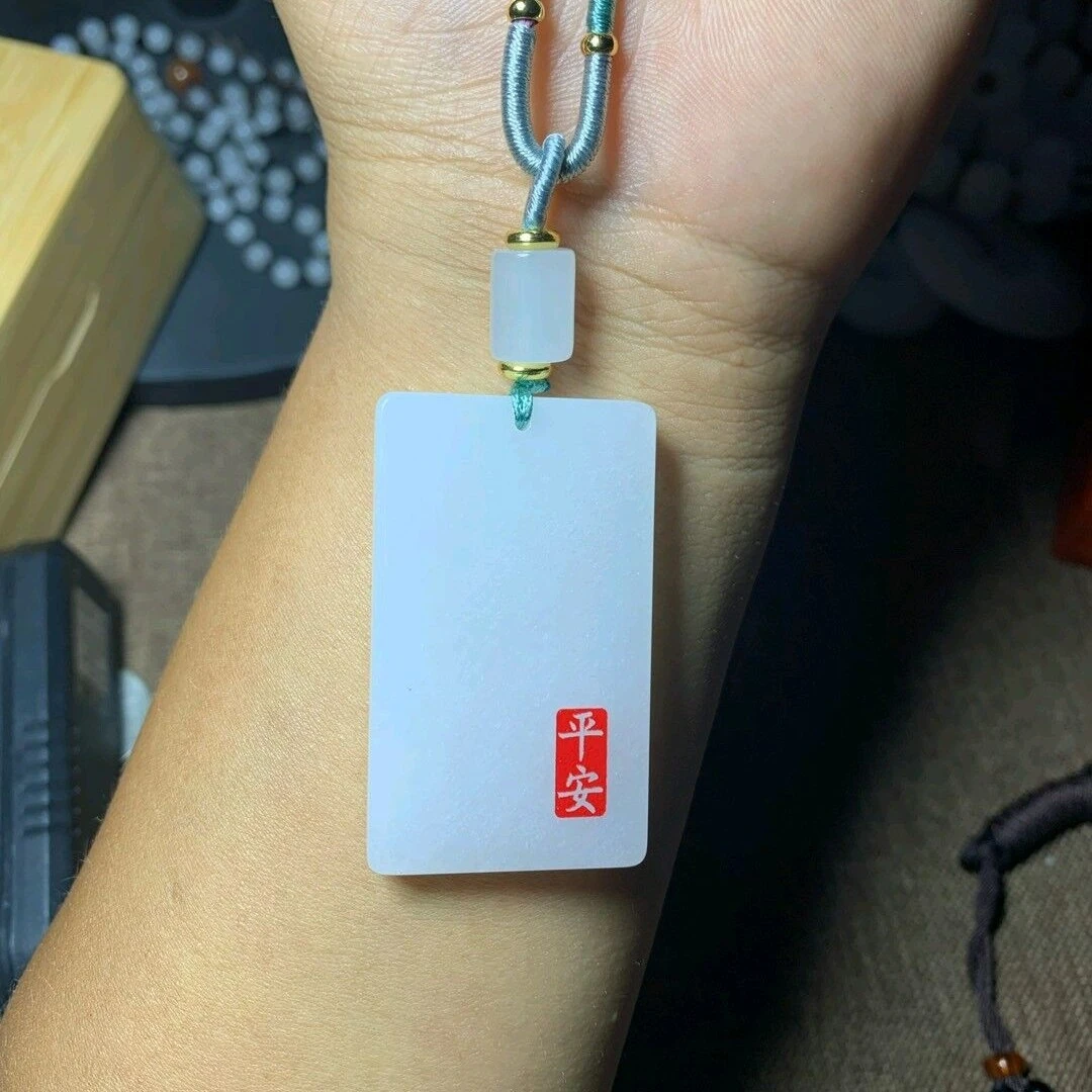 天然新疆金丝玉玉石无事牌吊坠平安无事时尚白色男款女款项坠情侣