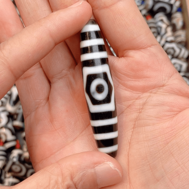 玛瑙/玉髓颈饰未镶嵌老****乄