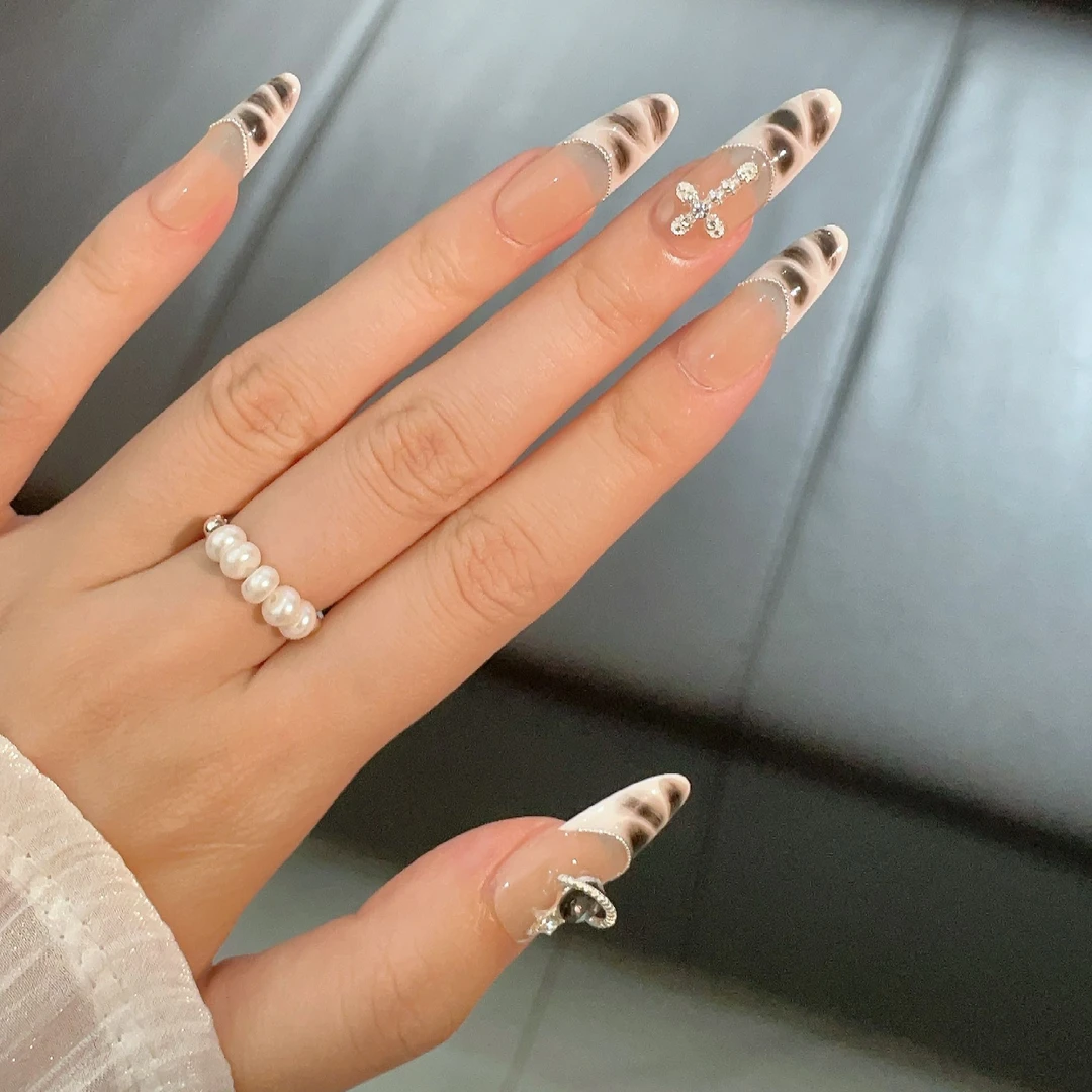 CU NAIL"太酷辣"个性高级耀眼纯手工穿戴甲A671