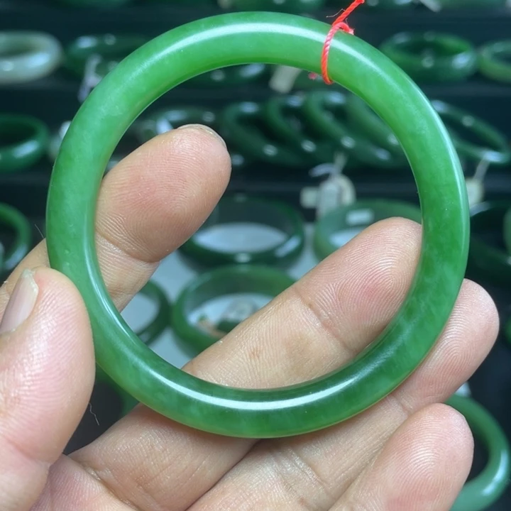 和田玉（碧玉）手镯未镶嵌