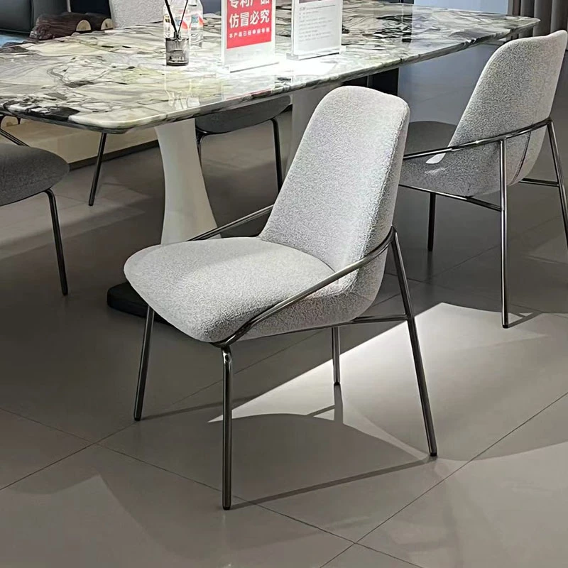 餐椅现代简约椅子家用靠背椅咖啡馆扶手椅钢架布艺书桌电脑椅新款
