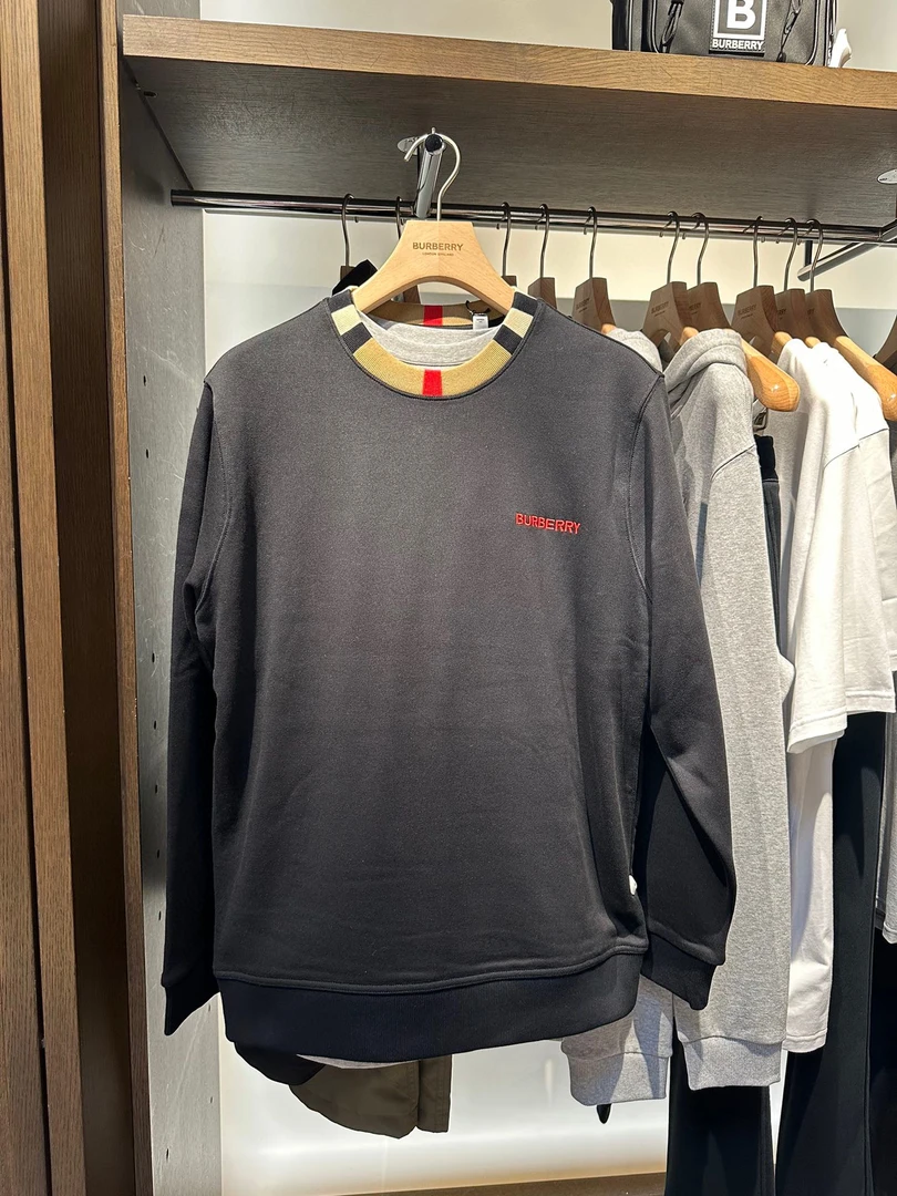 未使用 BURBERRY/博柏利 巴宝莉新款领口格纹卫衣时尚休闲