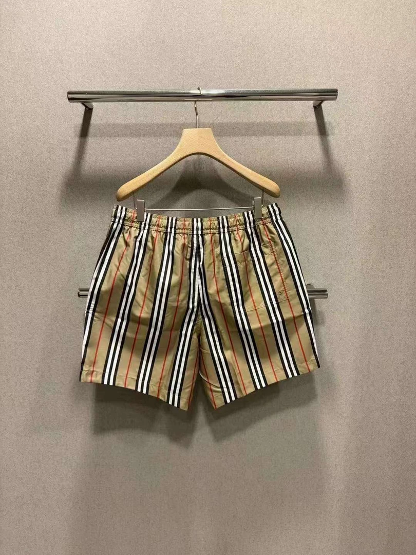 未使用 BURBERRY/博柏利 男款竖条纹短裤休闲时尚百搭夏季
