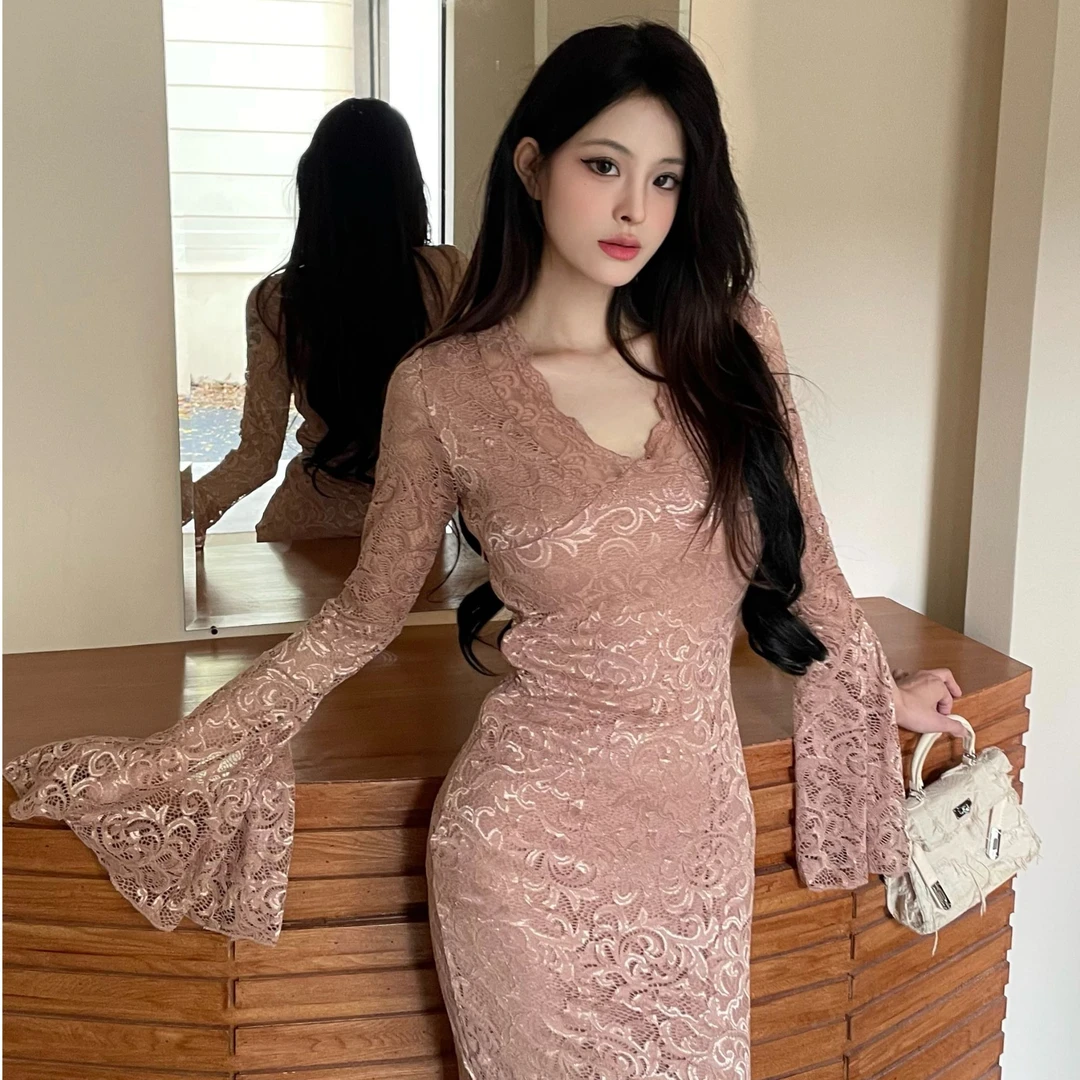 蕾丝显瘦女神气质高腰性感女装连衣裙时尚网红长袖包臀长裙子早秋