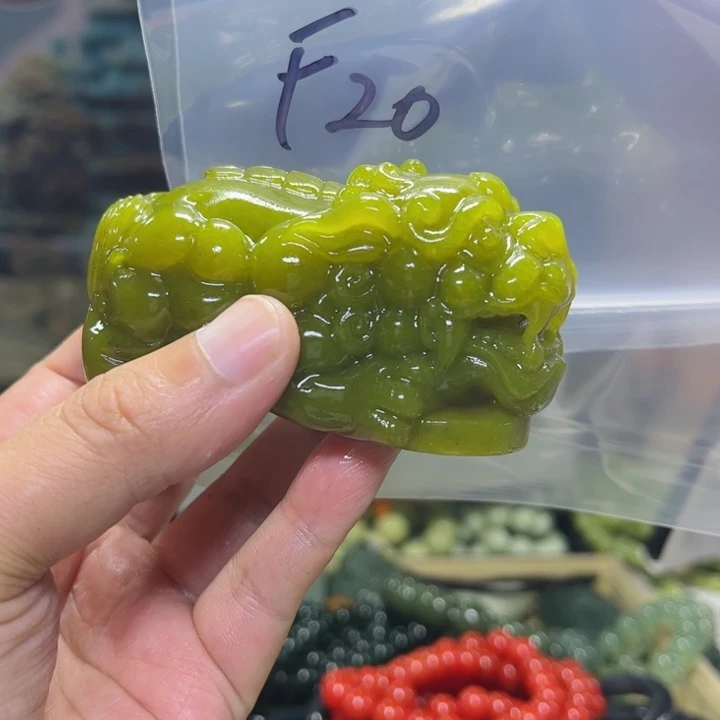 蛇纹石玉手把件未镶嵌F**D