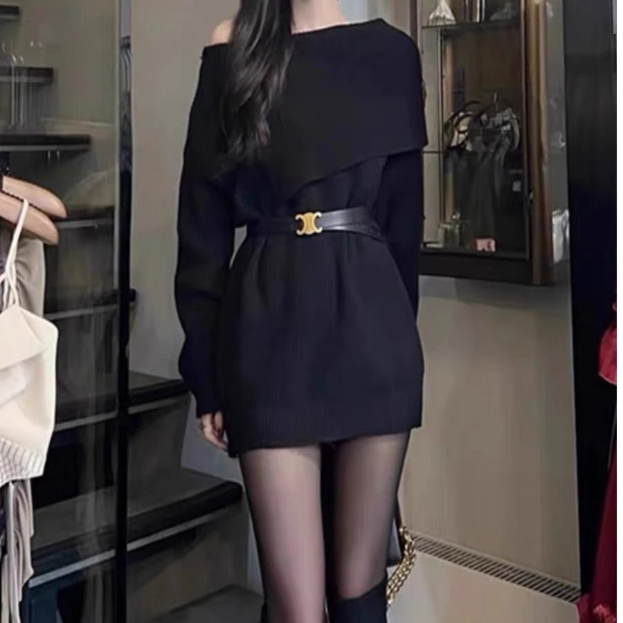 宽松慵懒风百搭V领露肩中长款针织衫秋冬新款设计感毛衣连衣裙女