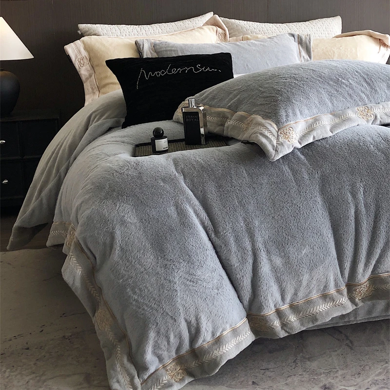 高端秋冬保暖皮草绒床盖四件套轻奢简约风刺绣工艺四件套加绒加厚