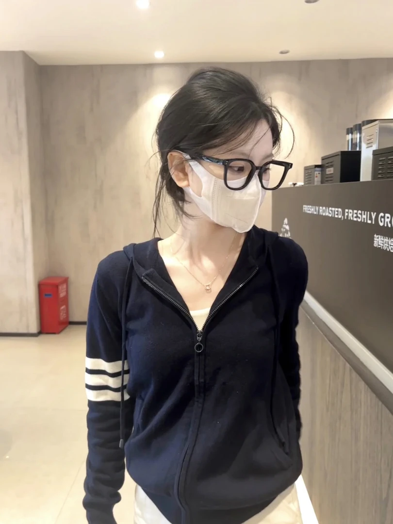 微胖大码时尚毛织开衫女休闲连帽运动长袖外套百搭显瘦修身秋冬