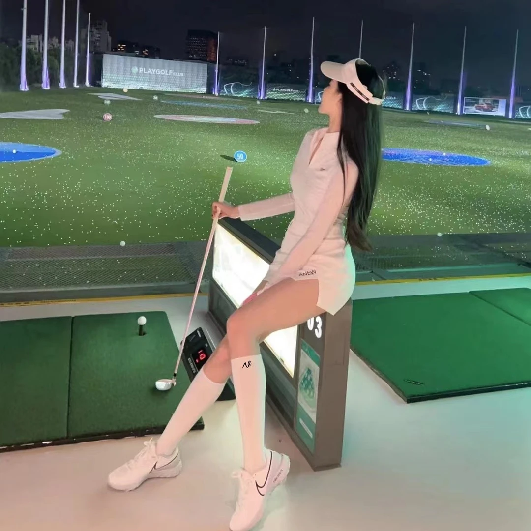 NE高尔夫女士中筒袜子