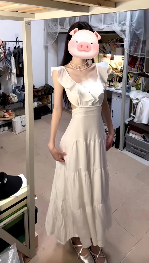 法式设计感露背绑带连衣裙子女装夏季新款收腰显瘦小众吊带长裙潮