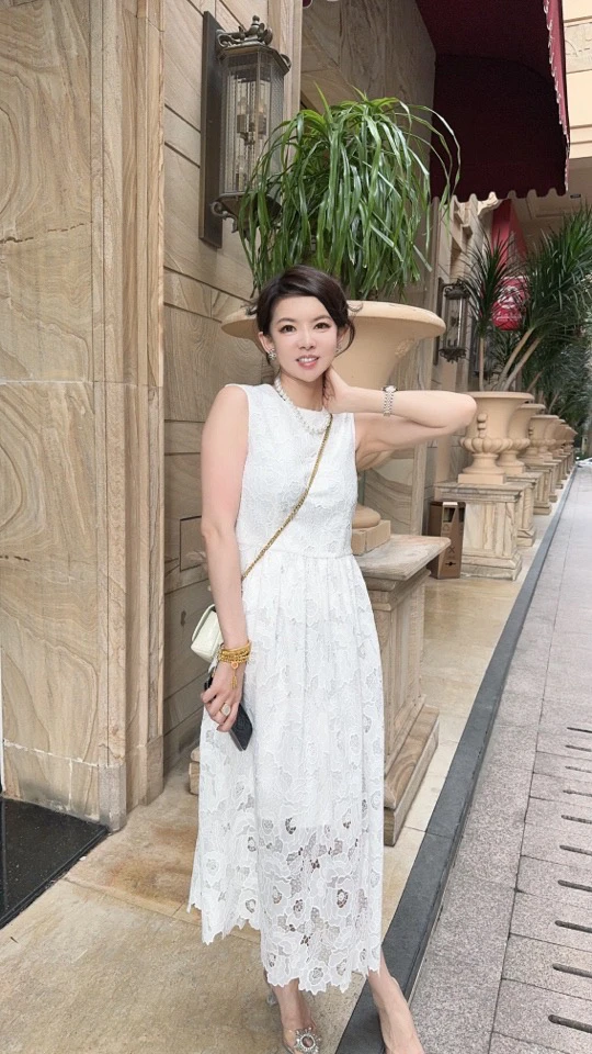 特价款不退货可换码法式复古重工蕾丝镂空高定轻奢无袖长款连衣裙