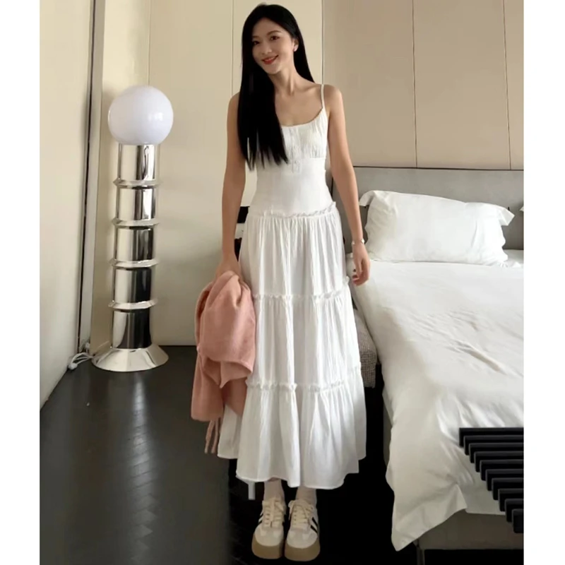 BDX吊带连衣裙白色女春夏2025新款甜美V领小白裙极简白色连衣裙