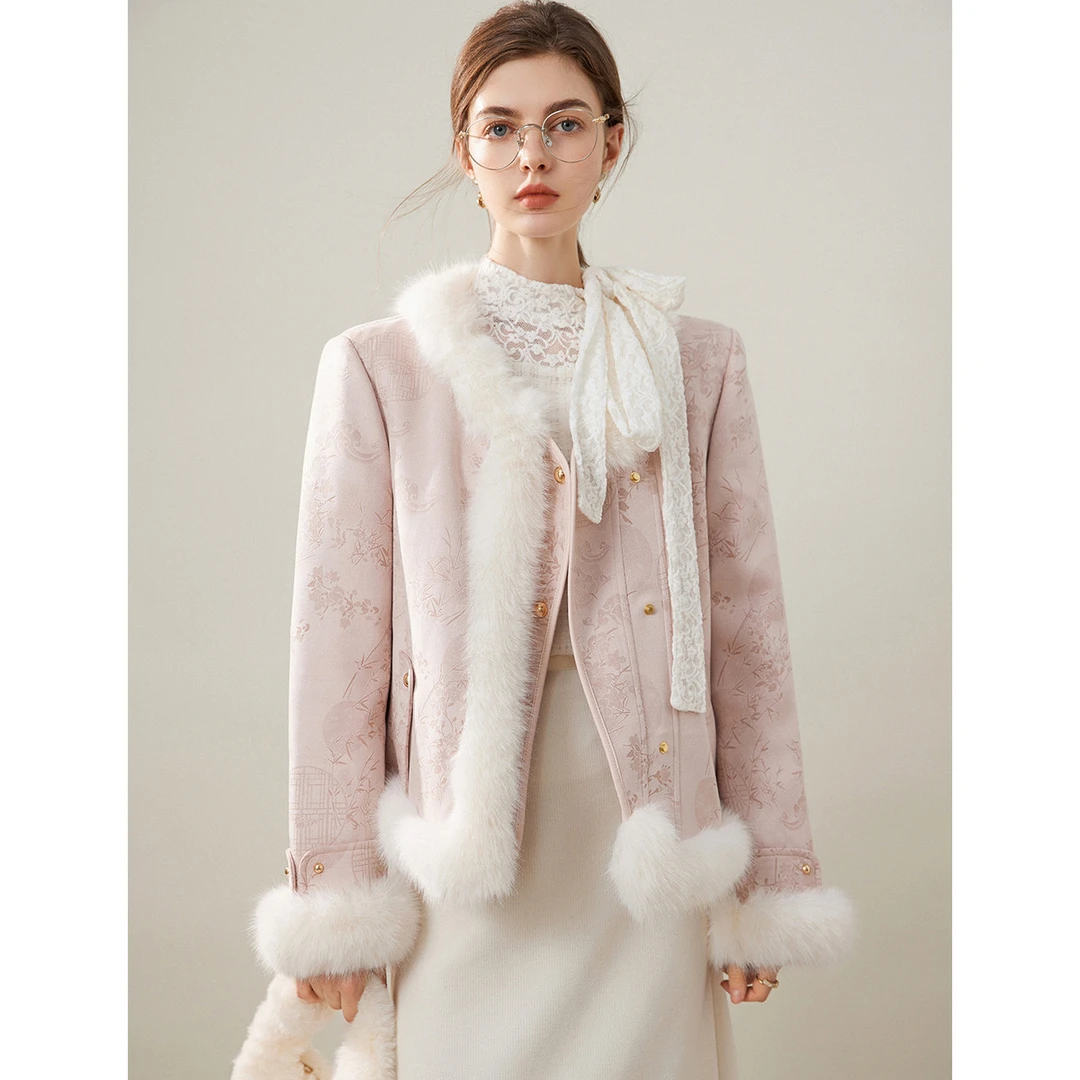 白鹿语冬款气质暗纹提花撞色仿毛条拼接加厚女装羽绒服BX10415