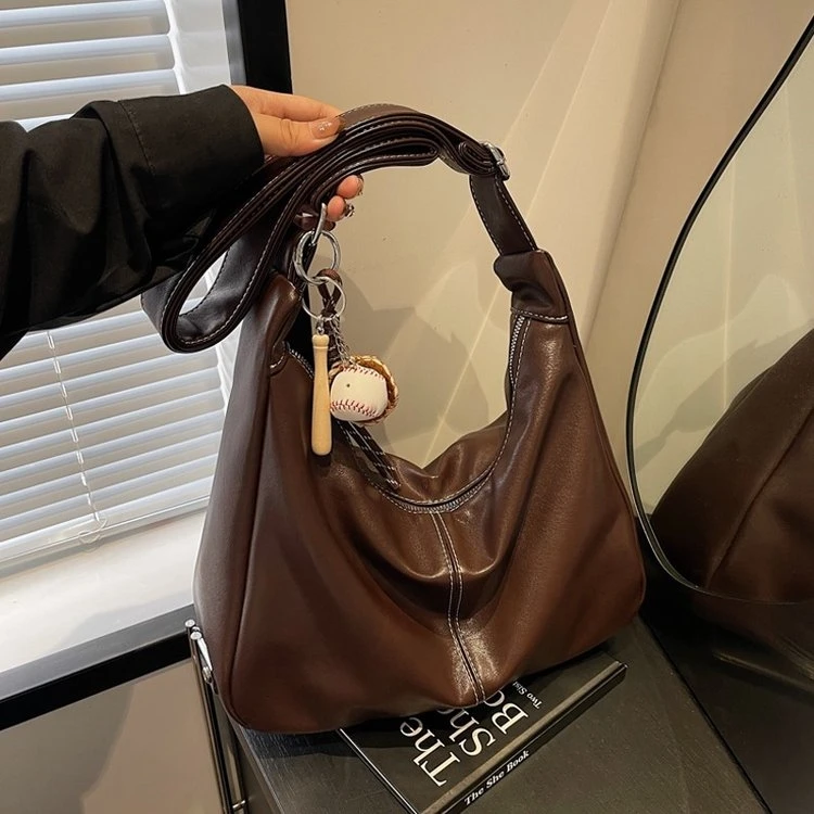 复古时尚大容量托特包女2024秋冬新款简约休闲单肩包高级感斜挎包