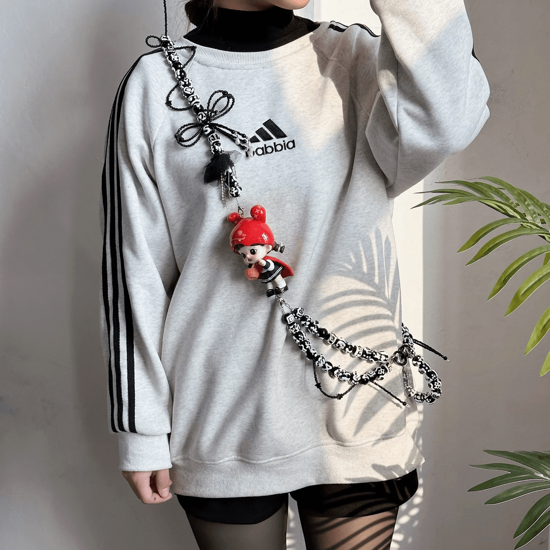 时尚新款女孩包包长链斜挎链包挂链挂件饰品带娃卡通设计