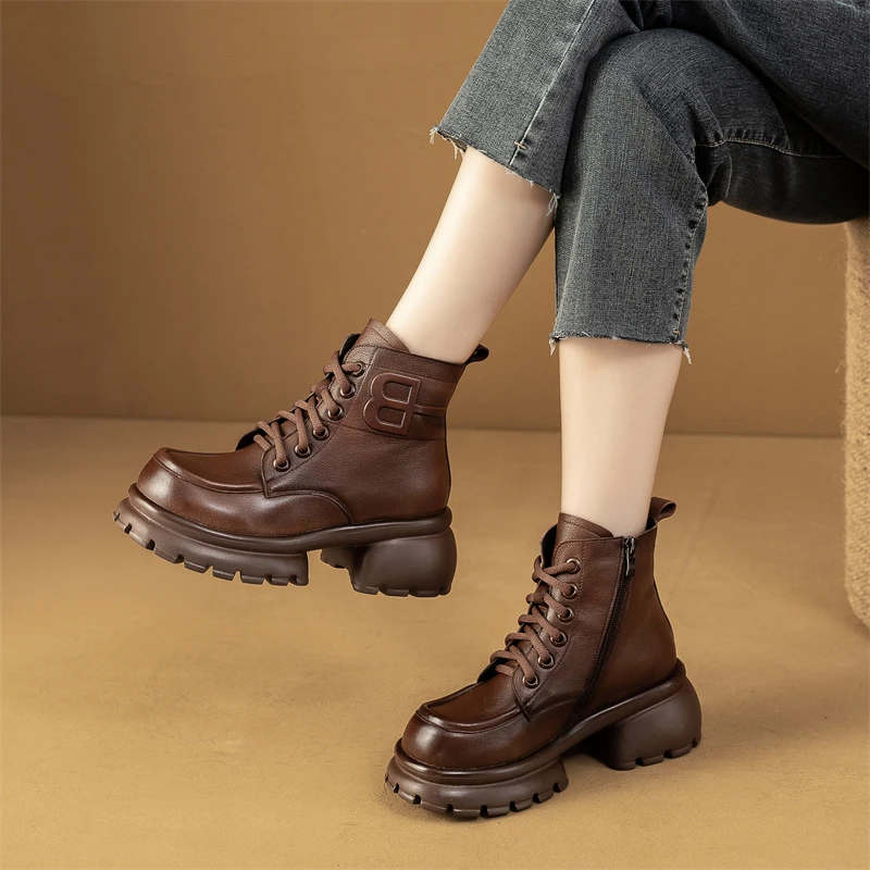 8061秋冬新款真皮马丁靴厚底增高轻便短靴英伦风时尚皮靴休闲女靴