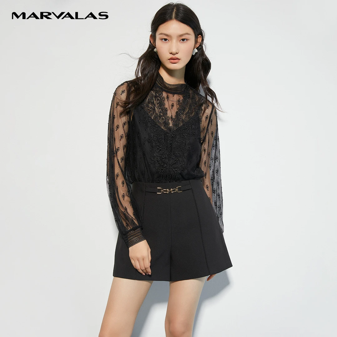 【曼德诗】曼德诗黑色网纱提花小衫女春季蕾丝衫设计M331163