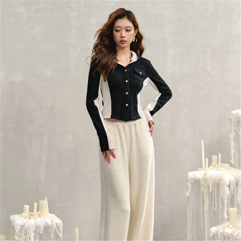 「PINPINPLUS」秋冬时尚小香风拼色纽扣连帽长袖外套 3D70361XP