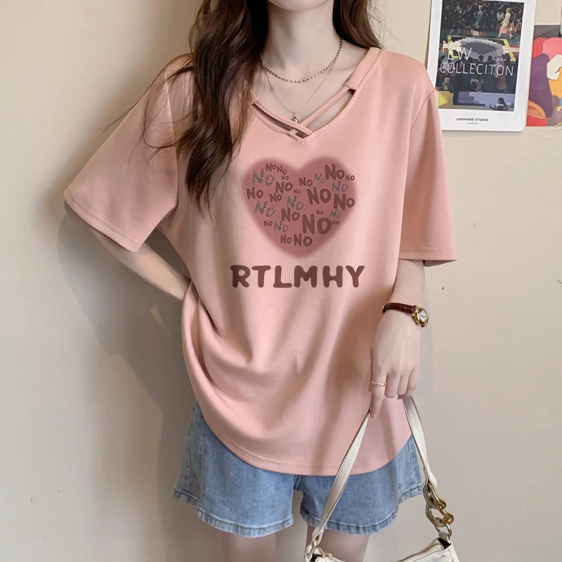 v领短袖T恤女夏季2024爆款宽松设计感显瘦正肩大码胖mm半袖上衣服