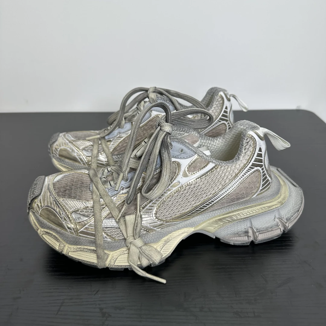 未使用 Balenciaga/巴黎世家 3xl灰色白银色老爹鞋运动鞋