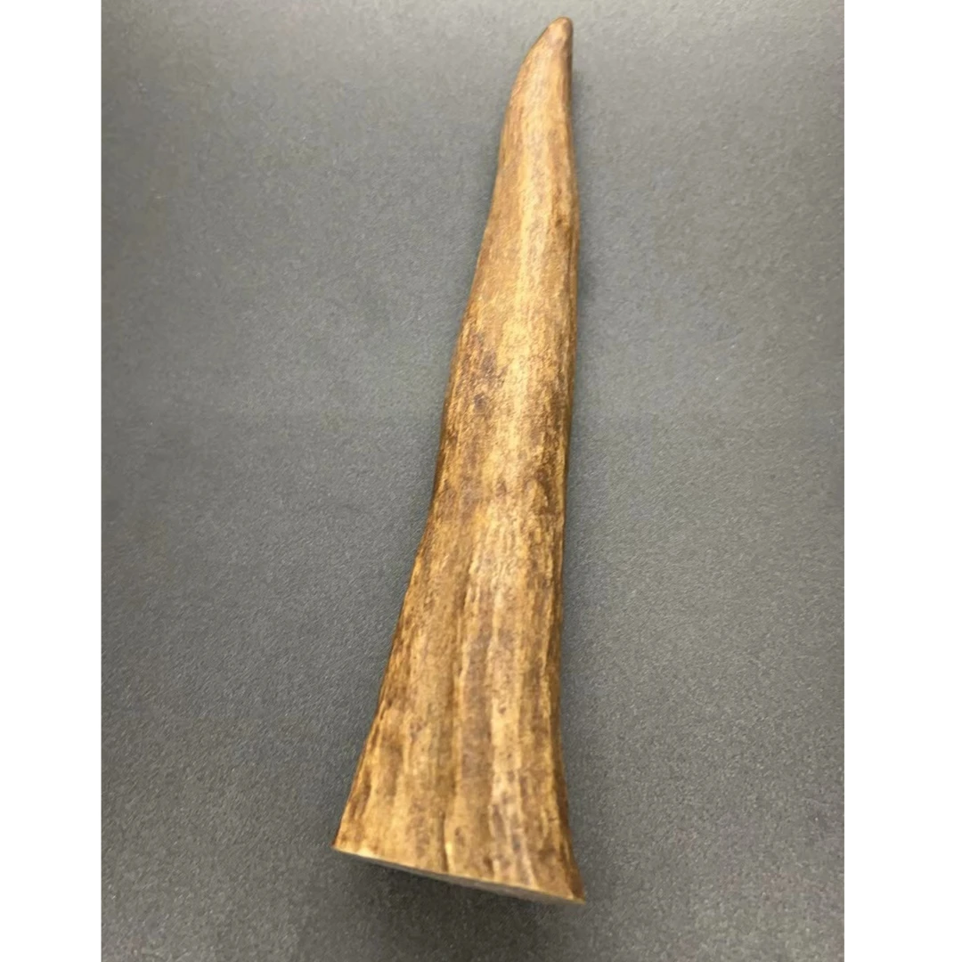 中鹿角尖50-65克原材料，多样性发一 可做挂件、饰