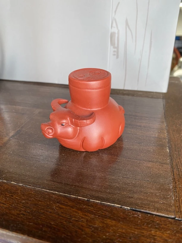 小红泥紫砂牛盖置