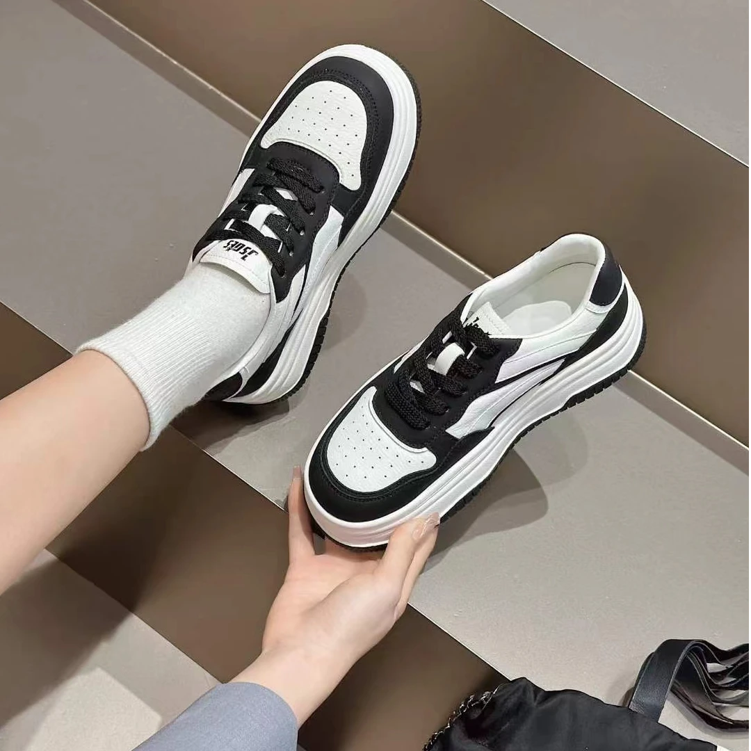 【8726】2024年新款休闲百搭小白鞋女时尚ins低帮系带防滑耐磨女鞋