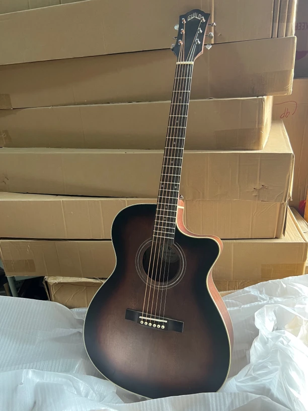 库存瑕疵guild民谣电箱吉他