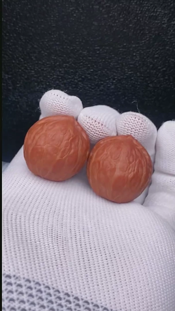 【闪购商品】文玩核桃把件龙珠