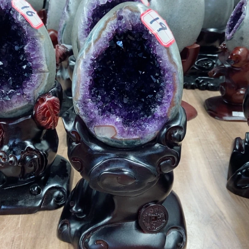 【闪购商品】紫晶摆件未镶嵌奔**猪