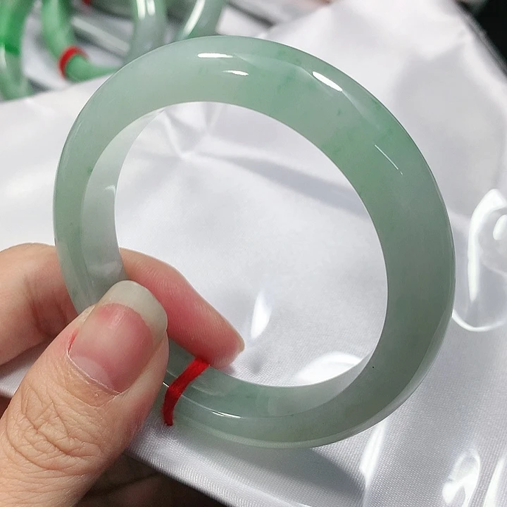翡翠手镯未镶嵌天然翡翠手镯53