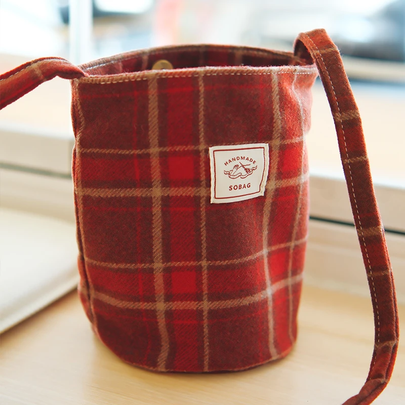 SoBag新年红色可爱格纹单肩斜挎小包女过年喜庆文艺水桶毛呢布包