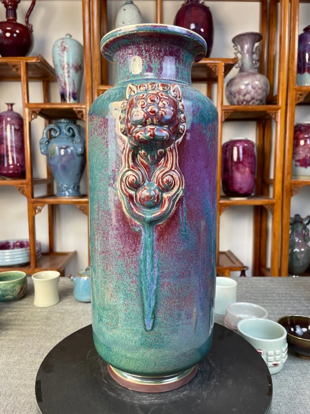 益兽瓶，高度41cm，宽度15cm