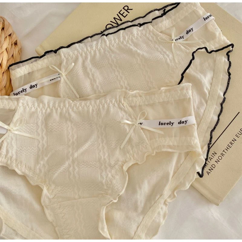奶油甜美英文丝带网纱少女内裤设计感中腰木耳边蝴蝶结女