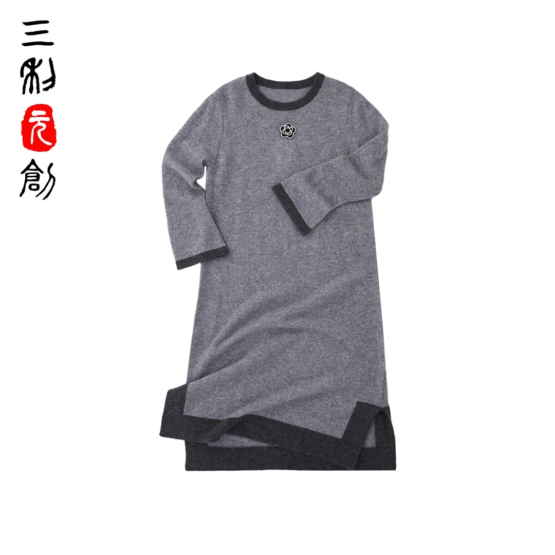 三利元创Z 现货福利“山茶花系列”精简质感山羊绒微喇袖连衣裙4354